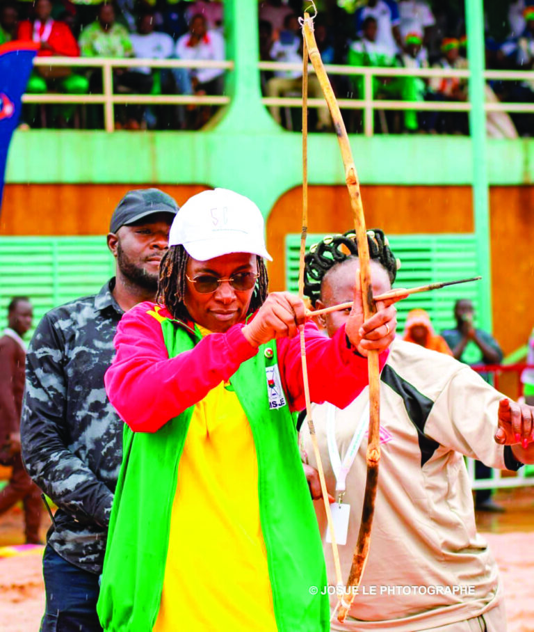 GPNAL Sports traditionnels: le ministre Annick Pikbougoum donne le coup d’envoi