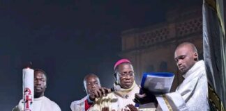 Vigile pascale 2026 : Mgr Prosper Kontiébo appel les catholiques à approfondir leur foi en christ ressuscité