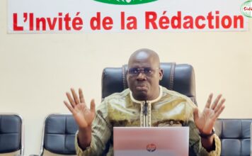 L’Invité de la rédaction des Editions Sidwaya, l’inspecteur principal des douanes, Dr Mohamadi COMPAORÉ,