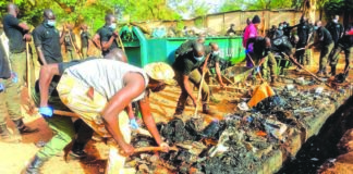 Journées d’engagement patriotique et de participation citoyenne: le ministère de la Sécurité assainit la Maison du peuple