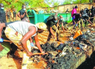 Journées d’engagement patriotique et de participation citoyenne: le ministère de la Sécurité assainit la Maison du peuple