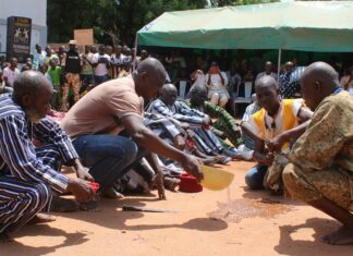 Journée des coutumes et traditions 2026 : Traditionalistes et coutumiers en rang serré à Dédougou pour le retour intégral de la paix