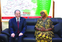 Nous a rendu visite: l’ambassadeur de Chine salue le professionnalisme de Sidwaya