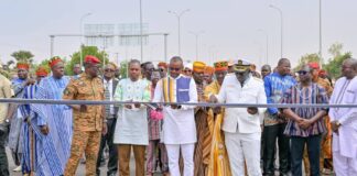 Amélioration de la mobilité urbaine : le Premier ministre inaugure huit axes routiers à Ouagadougou