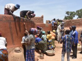 Cour royale de Tiébélé : Le ministre de la Culture salue les efforts des communautés locales dans la préservation de ce patrimoine inscrit à l’UNESCO