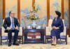 Chine : Peng Liyuan rencontre le directeur général de l’UNESCO à Beijing