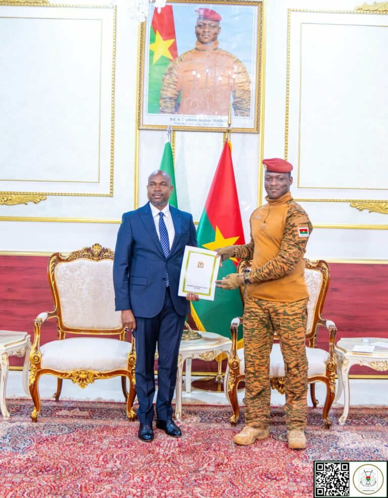 PRÉSENTATION DE LETTRES DE CRÉANCE : S.E.M. Selestine Gervas KAKELE pour booster la relation entre Dodoma et Ouagadougou