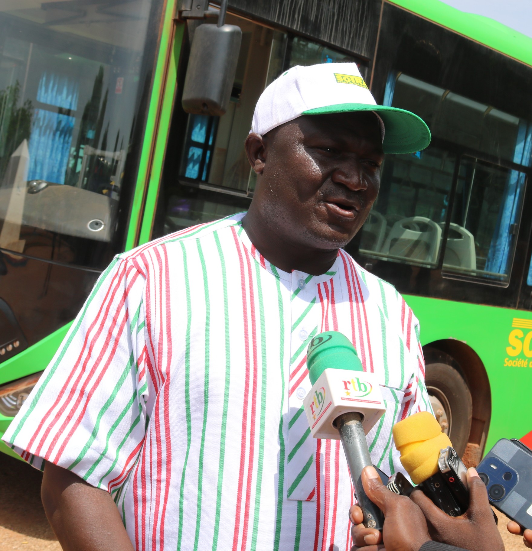 Le premier vice-président de la délégation spéciale de la commune de Fada N'Gourma, Ernest Natama : « Cela offre aux populations un moyen de transport sûr, accessible et moderne, à des coûts réduits »