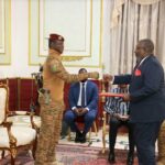 Présentation de lettres de créance: S.E.M. Oliveira Francisco Joaquim ENCOGE, le pont entre Luanda et Ouagadougou