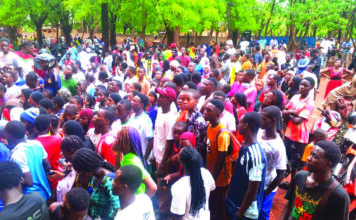 BEPC 2026 à Bobo-Dioulasso: entre cris de joie, pleurs et espoirs de second tour