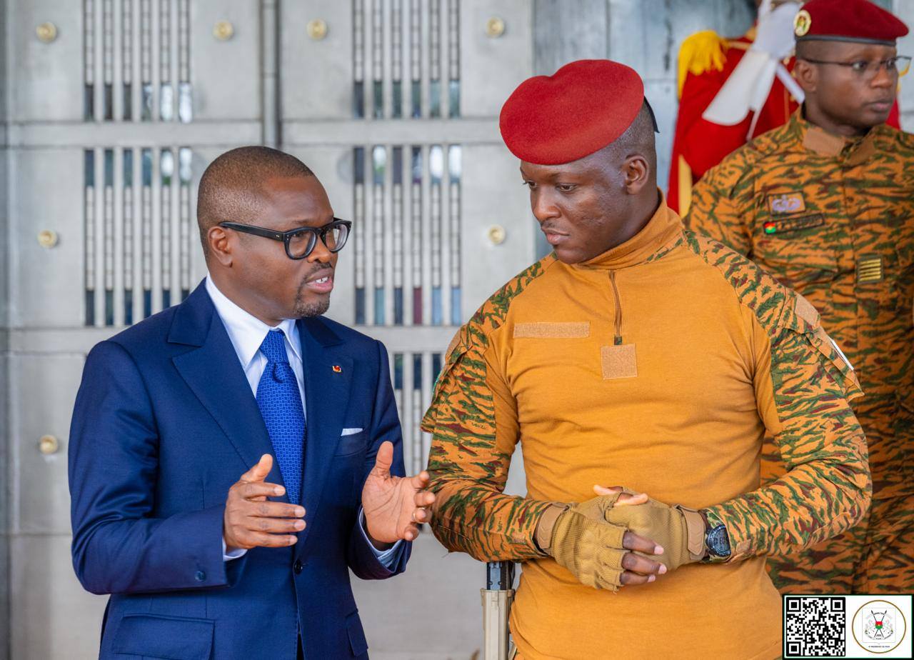 Les deux Chefs d'État ont décidé de consolider les relations historiques d’amitié, de fraternité et de coopération qui unissent le Burkina Faso et la République du Bénin