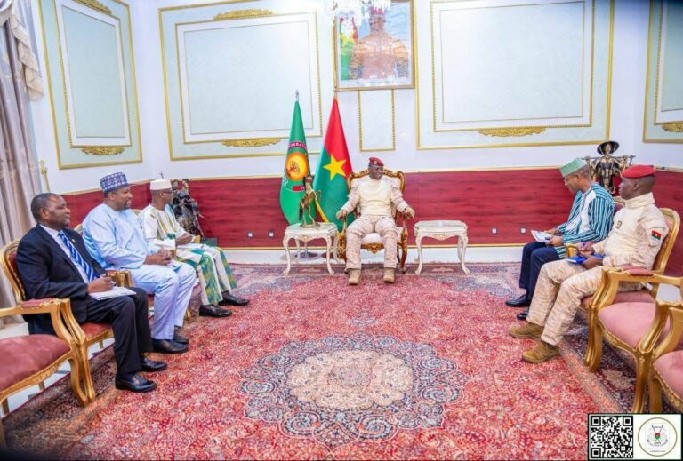 Audience du Président du Faso : Les ministres chargés du Commerce de l’AES affinent leur stratégie autour des orientations du Capitaine Ibrahim TRAORÉ