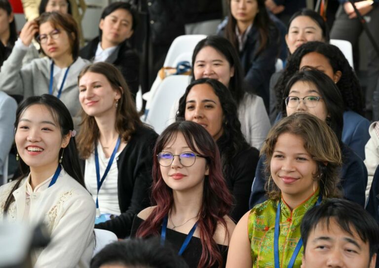 Héritage et renouveau : L’élan de la jeunesse chinoise à l’ère nouvelle 
