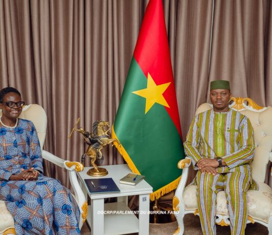Diplomatie parlementaire: la présidente de l’Union interparlementaire échange avec Ousmane Bougouma
