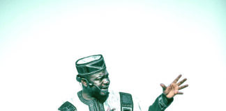 Fada N’Gourma : L’humoriste, Kaboré l’Intellectuel, égaie le public