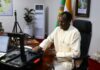 Passeport biométrique : le Premier ministre nigérien Zéine s’enrôle