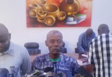 Dédicace d’ouvrage Sita Tarbagdo présente : « Ce que Maître Titinga Pacéré m’a dit de sa vie »