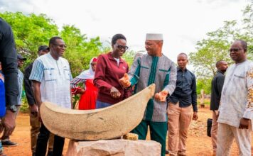 Séjour de la présidente de l’Union interparlementaire : Tulia Ackson découvre Laongo et le savoir-faire des artisanes