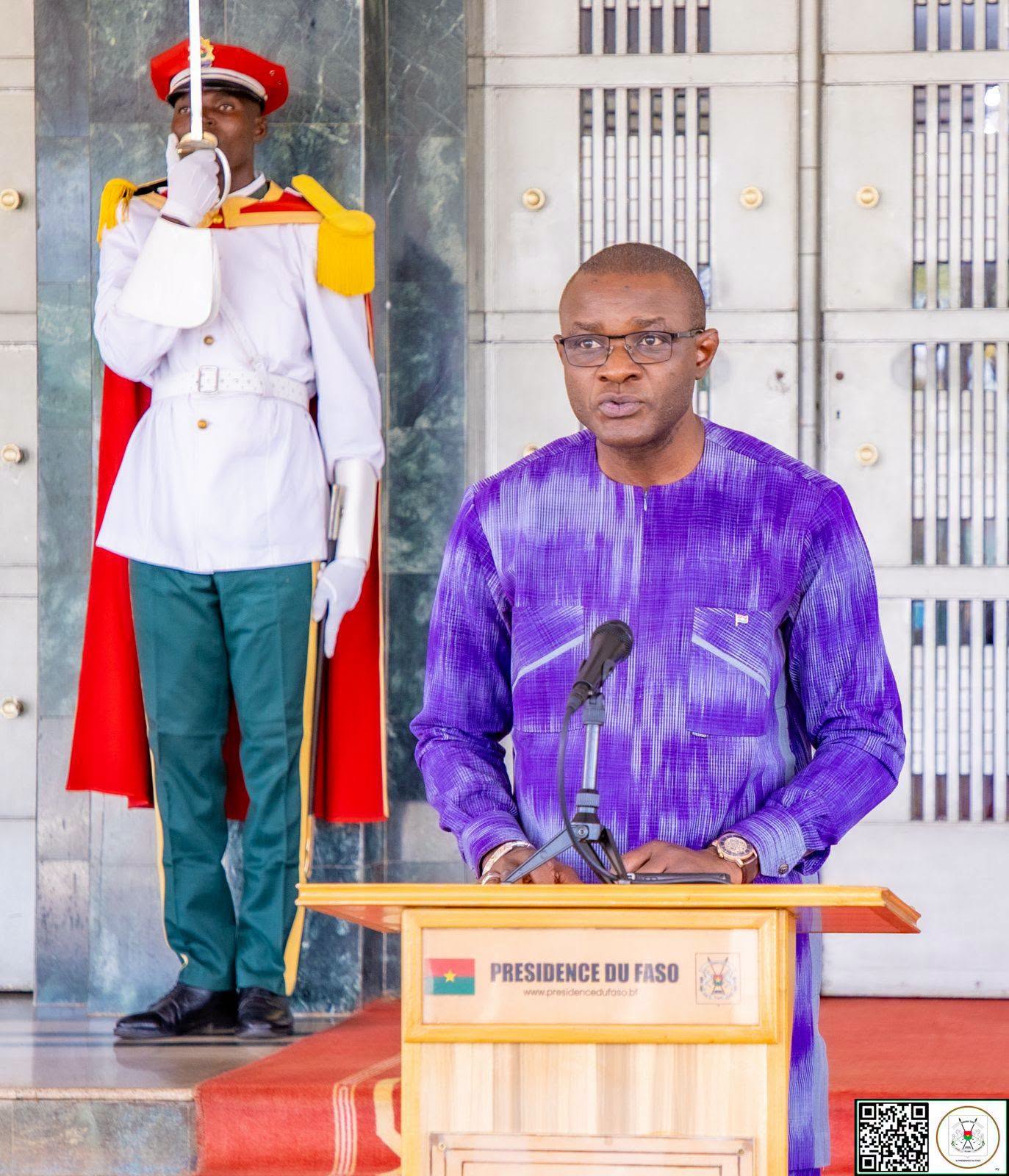 Le Ministre de l'Énergie, des Mines et des Carrières, Camarade Yacouba Zabré GOUBA : « Bouboulou S.A. est la première mine industrielle qui a été entièrement construite par l'État et pour le compte de l'État » depuis la fermeture de la mine de Poura en 1999