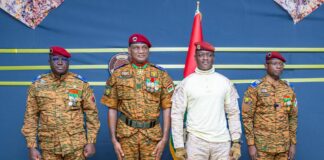 Forces armées nationales : Le Camarade Capitaine Ibrahim TRAORÉ remet les attributs de Général aux nouveaux promus