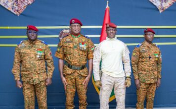 Forces armées nationales : Le Camarade Capitaine Ibrahim TRAORÉ remet les attributs de Général aux nouveaux promus