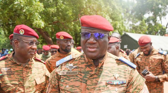 Déploiement de l’hôpital mobile de campagne des armées à Fada: les félicitations du ministre de la Guerre au personnel déployé