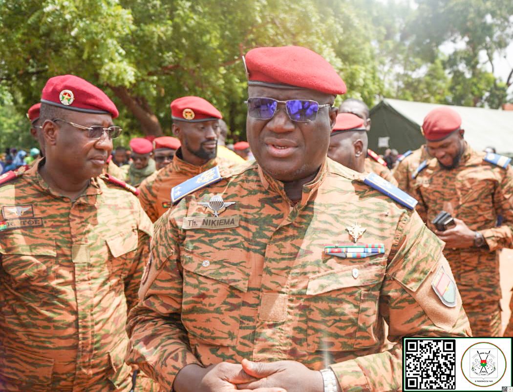 Déploiement de l’hôpital mobile de campagne des armées à Fada: les félicitations du ministre de la Guerre au personnel déployé