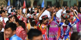 Région autonome ouïgoure du Xinjiang : La fierté de la diversité chinoise