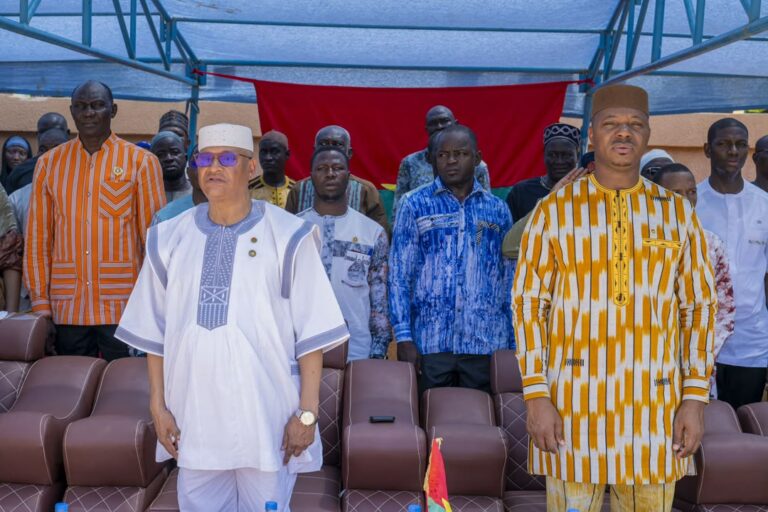 Face aux Burkinabè vivant au Niger, le Président de l’Assemblée législative du Peuple appelle à l’unité et au patriotisme