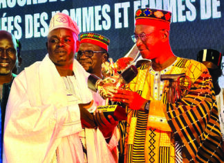 Promotion de la paix et de l’amour de la patrie: Cheikh Amidou Bissiri, lauréat du grand APA 2026