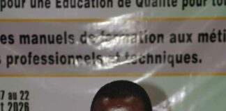 Lycées professionnels spécialisés: bientôt des manuels aux métiers disponibles