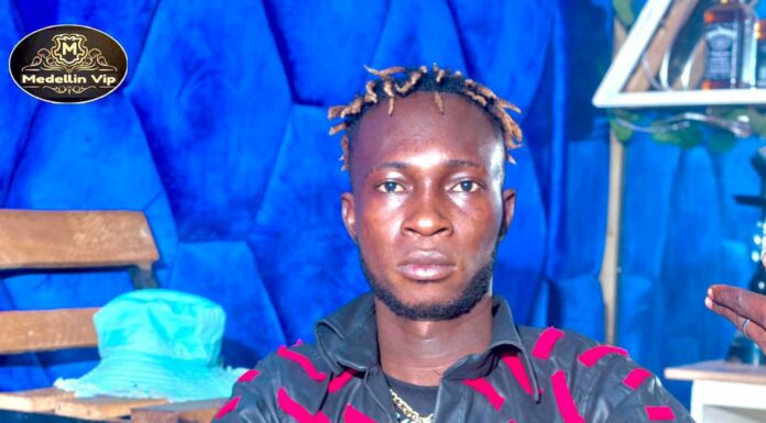Burkina : le ministère en charge de la Culture met en demeure l’artiste Kosa Pic