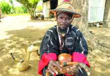 Musique traditionnelle Koridjôme, la guitare birifor en voie de disparition