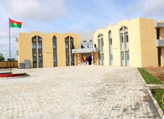 Police nationale : le ministre Mahamoudou Sana inaugure la nouvelle direction régionale du Nakambé