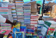 Rentrée scolaire 2026-2027 : une affluence morose dans les librairies