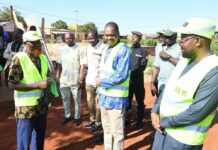 Entretien routier à Saaba : Le ministre de la Construction de la Patrie encourage les équipes mobilisées
