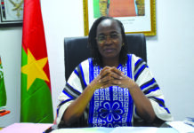 Camarade Annick Pikbougoum/Zingué Ouattara (Ministre des Sports, de la Jeunesse et de l’Emploi) : « Pour la CAN féminine 2026, aucune prime n’a été coupée »