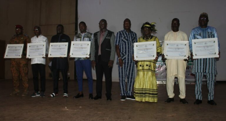 Excellence scolaire : Des élèves et des enseignants des régions de Bankui et du Sourou primés à Dédougou