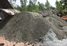 Dédougou : La compagnie STAF donne 32 m3 de granites à Faso Mêbo