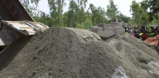 Dédougou : La compagnie STAF donne 32 m3 de granites à Faso Mêbo