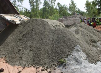 Dédougou : La compagnie STAF donne 32 m3 de granites à Faso Mêbo