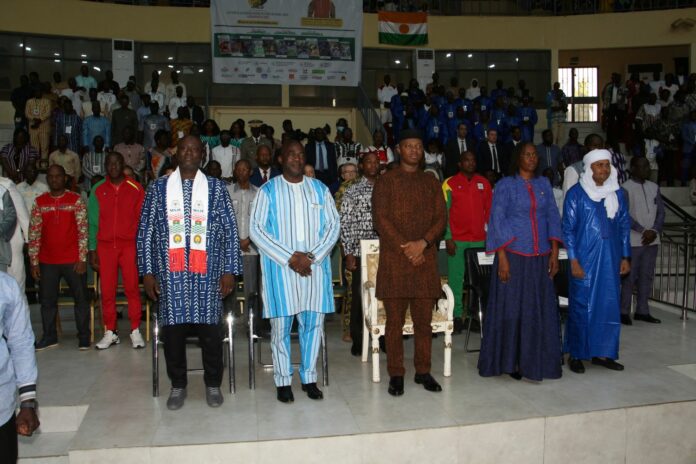 La cérémonie des JAES 2026 a été présidée par le Président du Faso, le Capitaine Ibrahim Traoré, représenté par le président de l’Assemblée législative du Peuple, Dr Ousmane Bougouma.