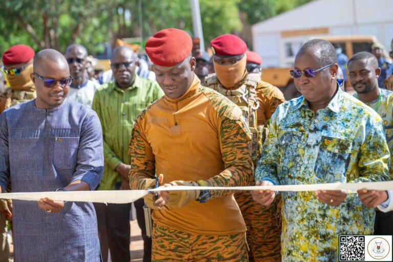 Enseignement supérieur : le Président du Faso inaugure un complexe amphithéâtre de 1 200 places à l’Université Nazi Boni