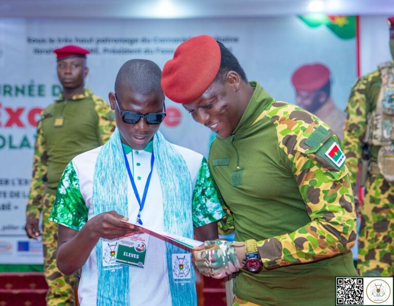 Journée de l&rsquo;Excellence scolaire 2026 : Le Capitaine Ibrahim TRAORÉ aux jeunes lauréats : « science, science et science, tout est science ! Cherchez la connaissance scientifique et technologique »