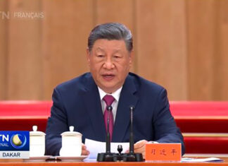 Chine : Xi Jinping prononce un discours lors d’une cérémonie en commémoration du défunt dirigeant Jiang Zemin