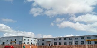 Le capitaine Ibrahim Traoré inaugure TEXFORCES-BF pour produire les tenues des FDS et des civils