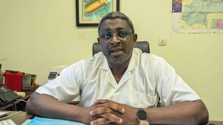Pr Christian Napon, neurologue, neurophysiologiste au CHU de Bogodogo : « Face à un AVC, il ne faut surtout pas attendre »