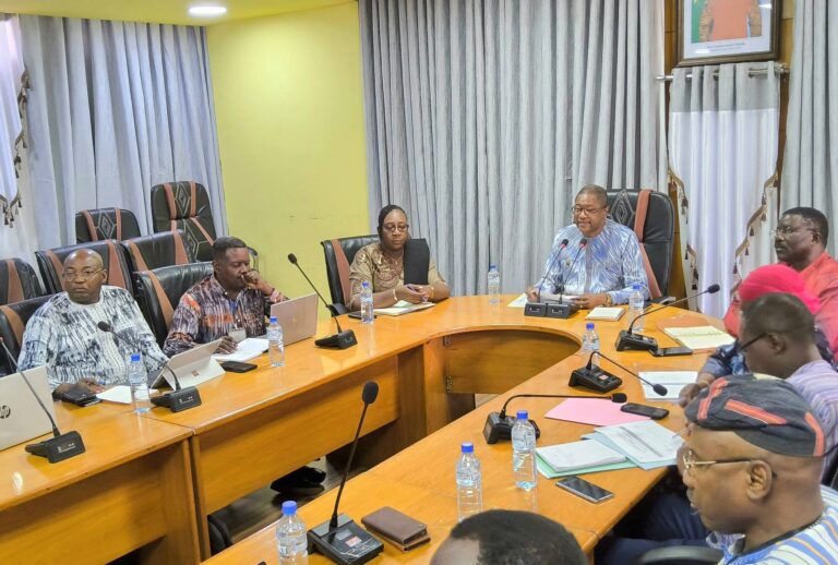 Missions diplomatiques et Postes consulaires du Burkina Faso : le Camarade Karamoko Jean Marie TRAORE invite les chefs de poste à renforcer la communication pour éviter les dysfonctionnements