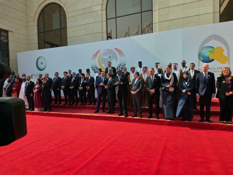 52e session du Conseil des ministres des Affaires étrangères de l&rsquo;OCI : les émissaires de la Confédération des États du Sahel harmonisent leurs positions